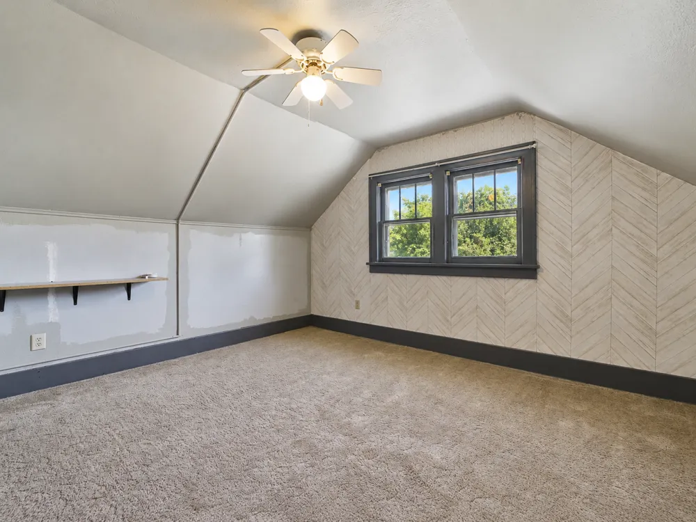 403 5th Street NE Staples, MN 56479