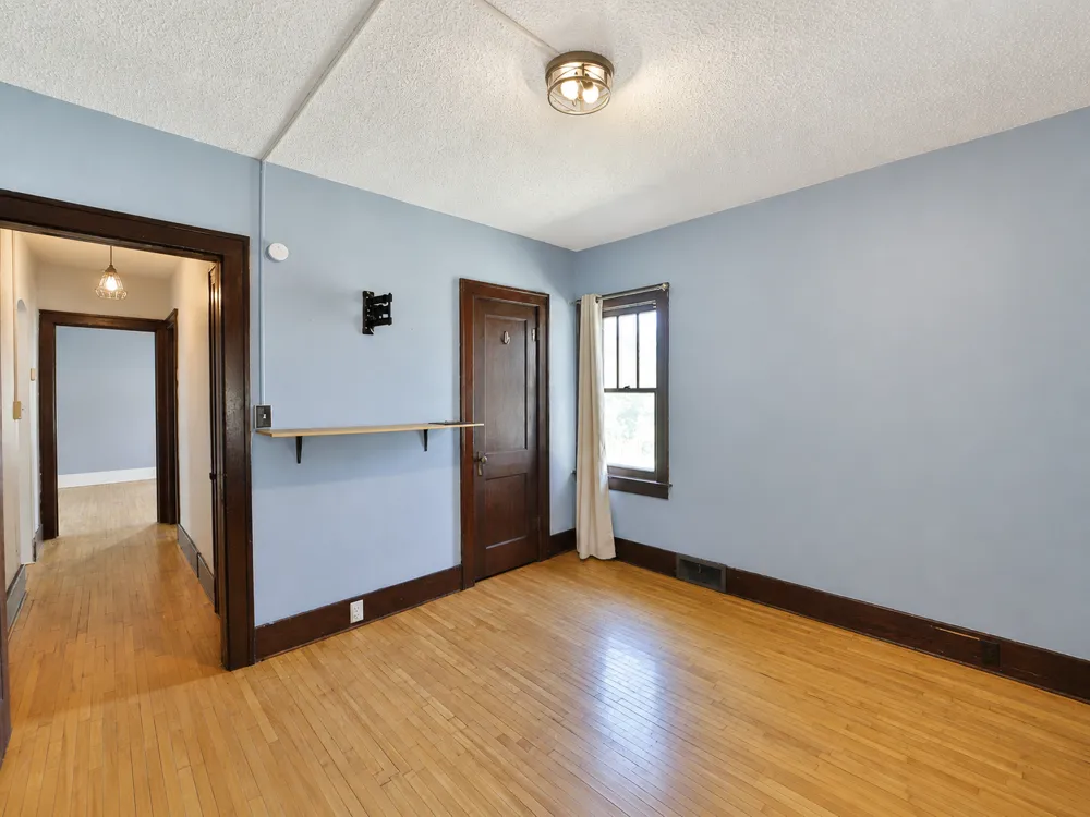 403 5th Street NE Staples, MN 56479