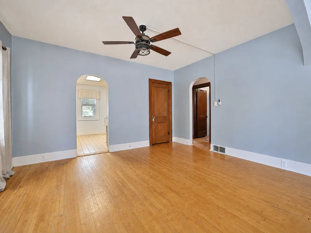 403 5th Street NE Staples, MN 56479