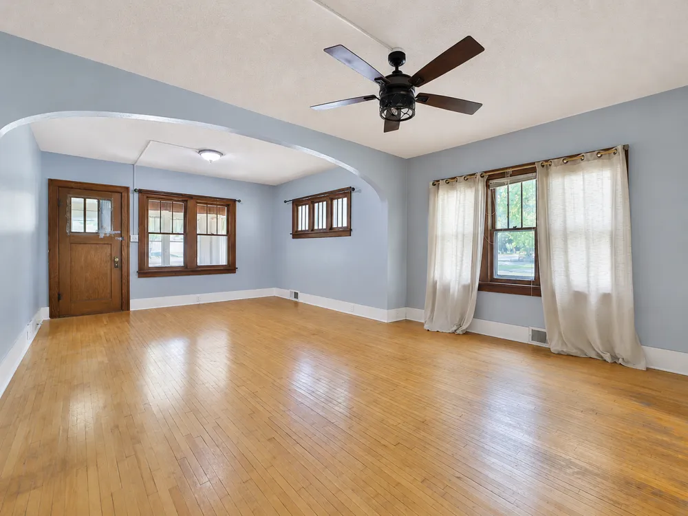 403 5th Street NE Staples, MN 56479