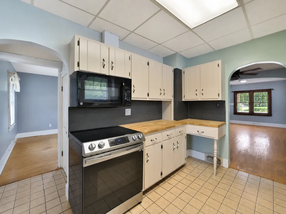 403 5th Street NE Staples, MN 56479