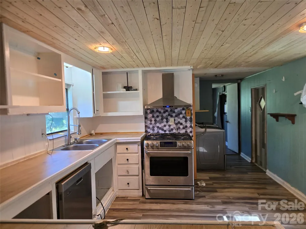 6430 Dysartsville Road Morganton, NC 28655