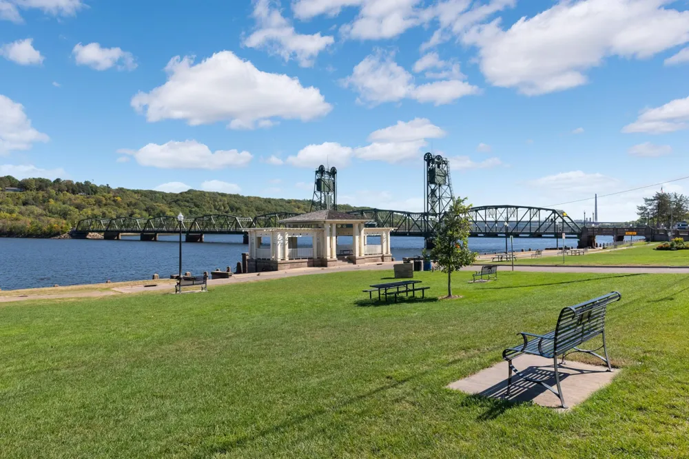 3604 Abercrombie Lane Stillwater, MN 55082
