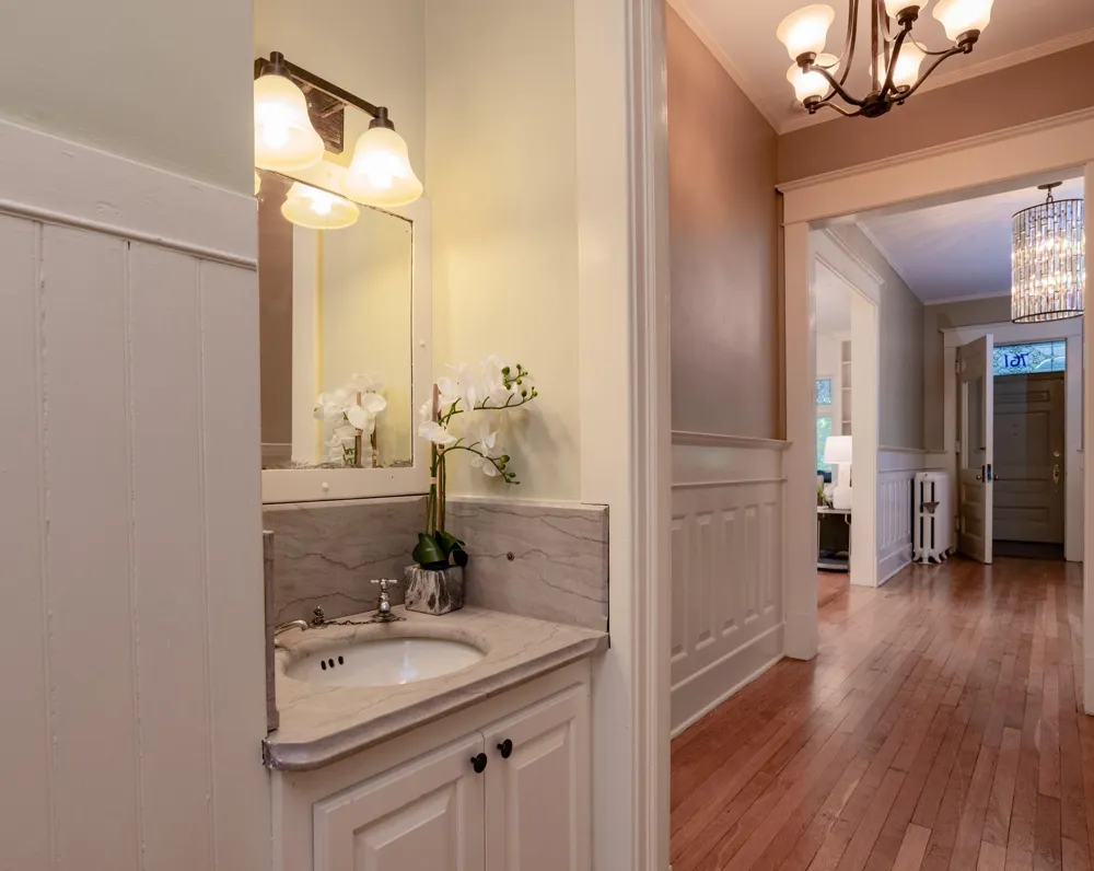 761 Lincoln Avenue Saint Paul, MN 55105