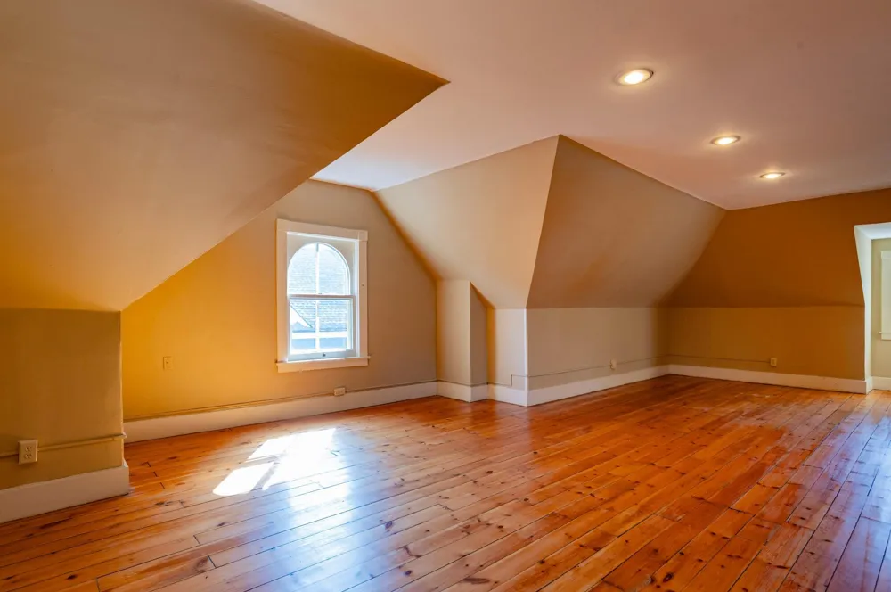 761 Lincoln Avenue Saint Paul, MN 55105
