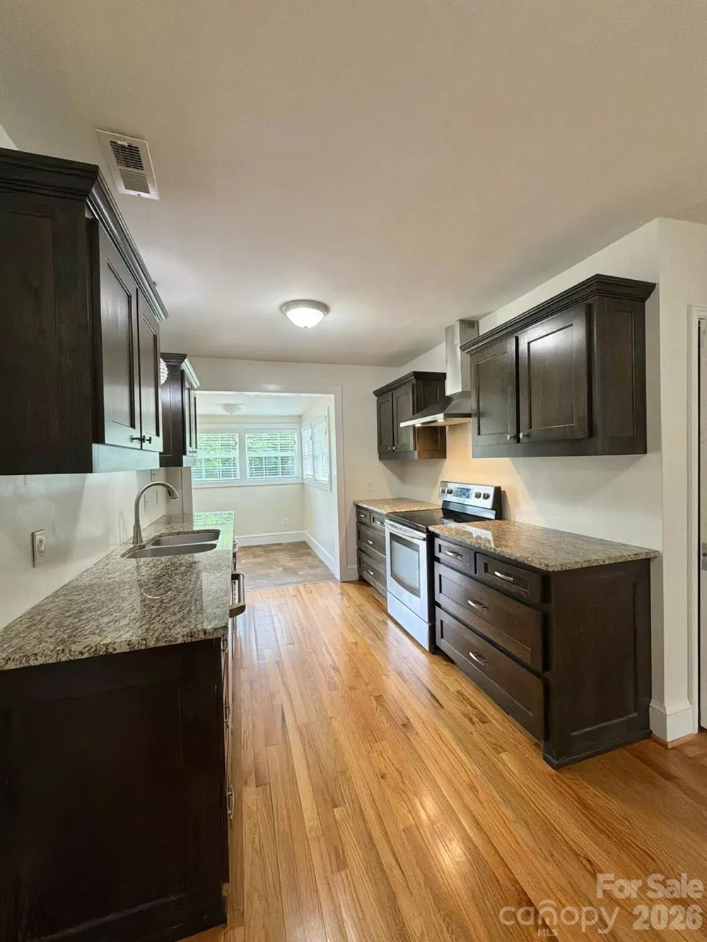 917 W Pine Street Blacksburg, SC 29702