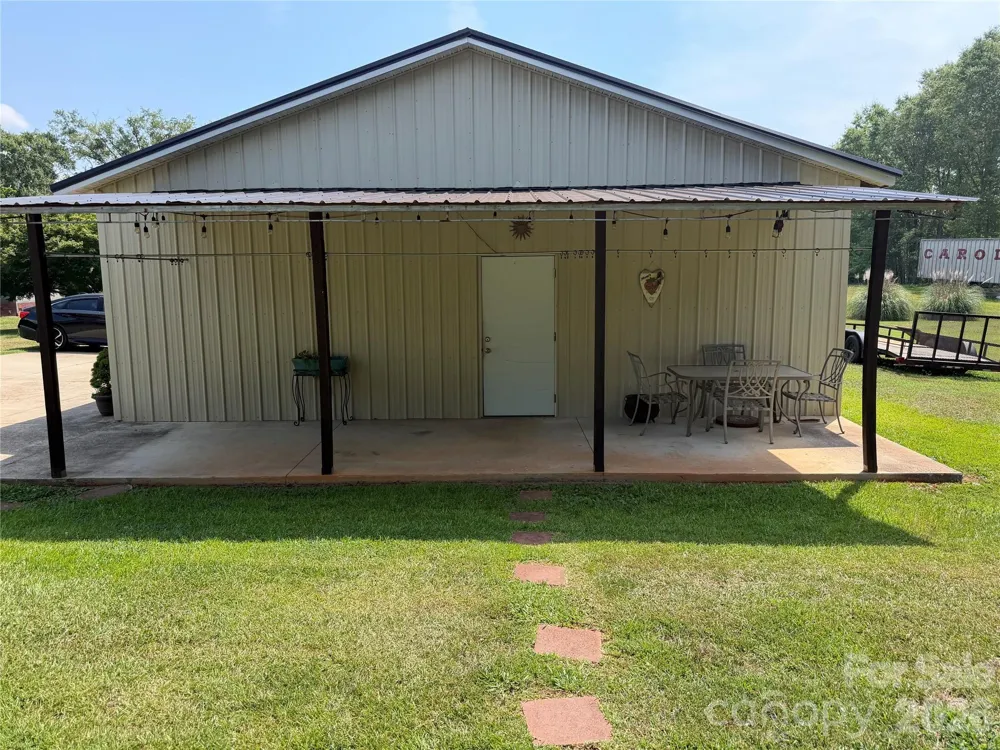 917 W Pine Street Blacksburg, SC 29702