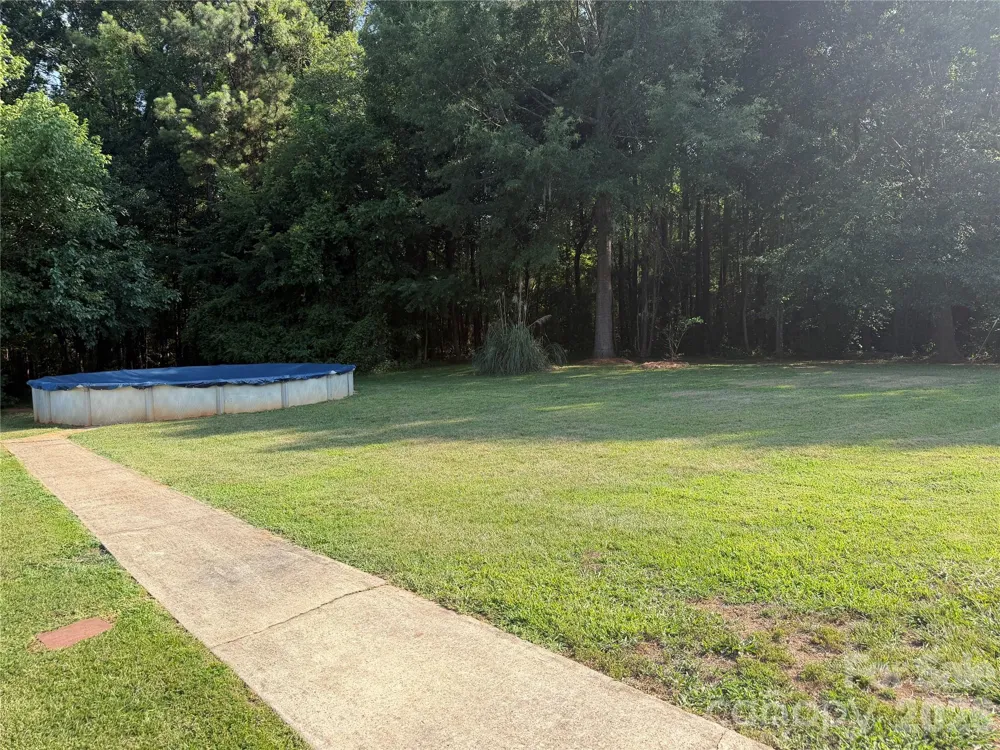 917 W Pine Street Blacksburg, SC 29702