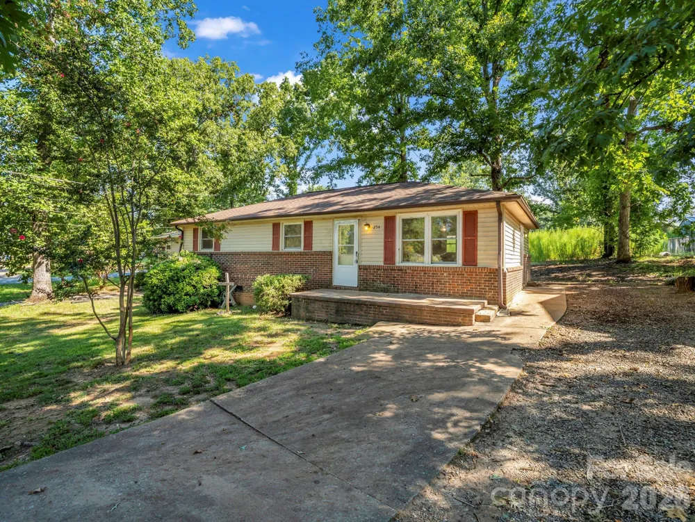 254 Oldcastle Lane #49 Forest City, NC 28043
