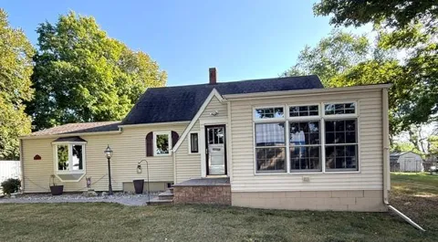 205 3rd Street W