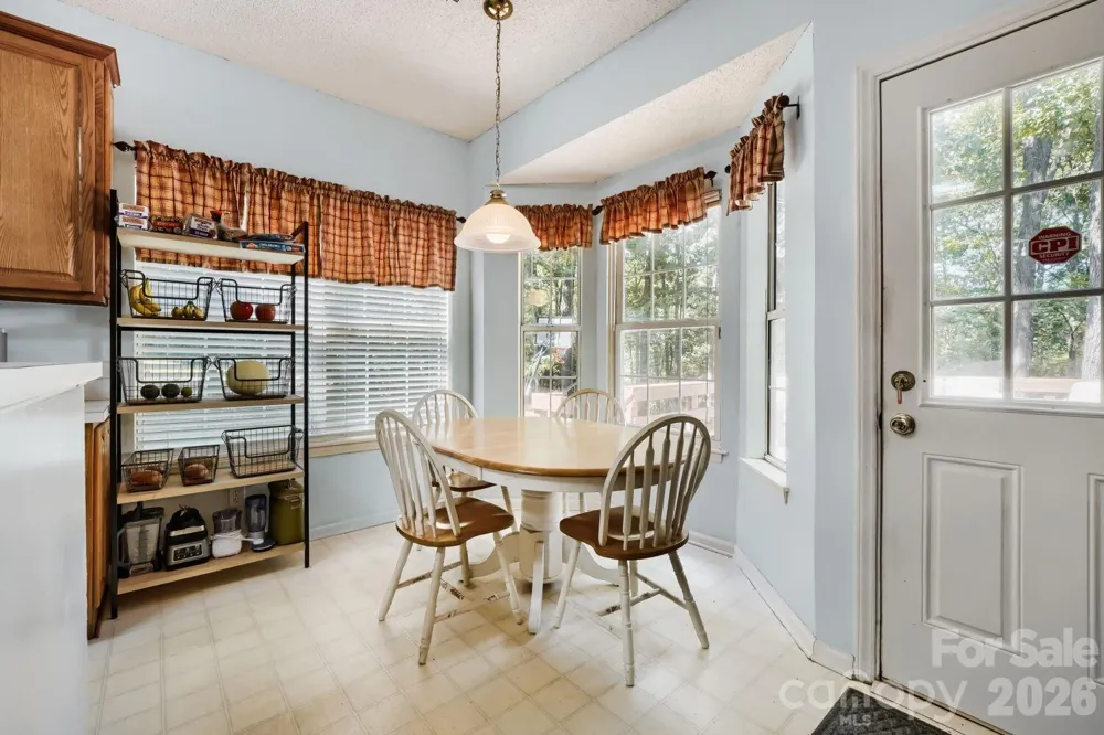 4736 Kirkgard Trail Charlotte, NC 28269