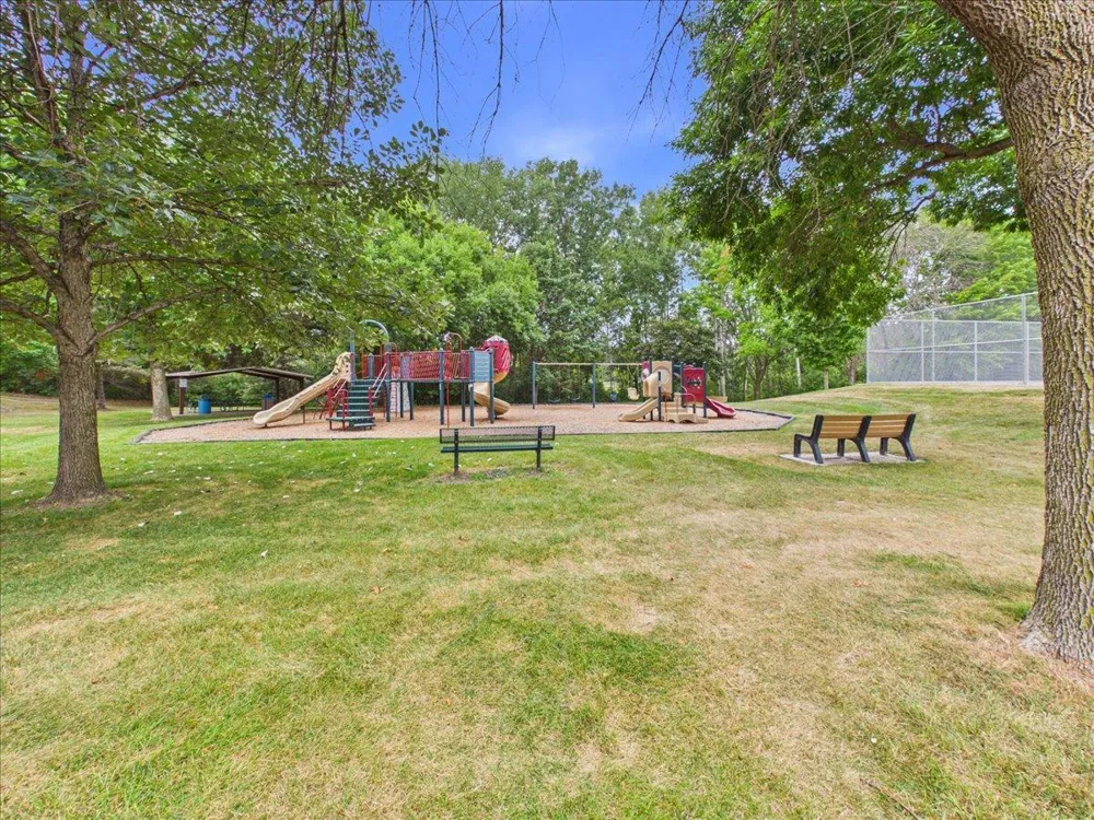 4195 Norma Avenue Arden Hills, MN 55112