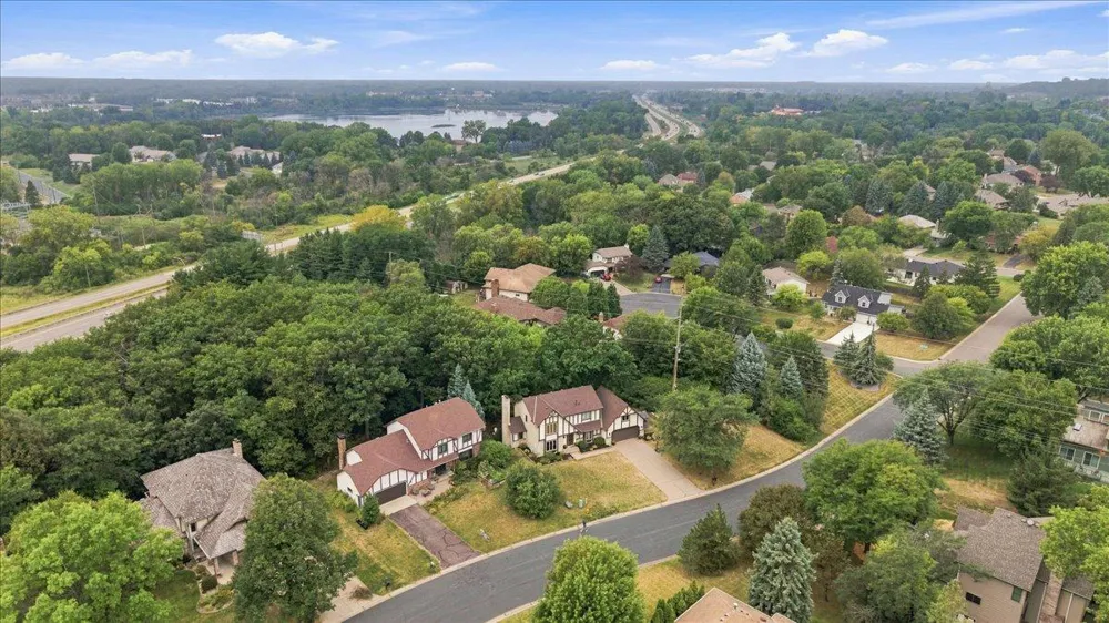 4195 Norma Avenue Arden Hills, MN 55112