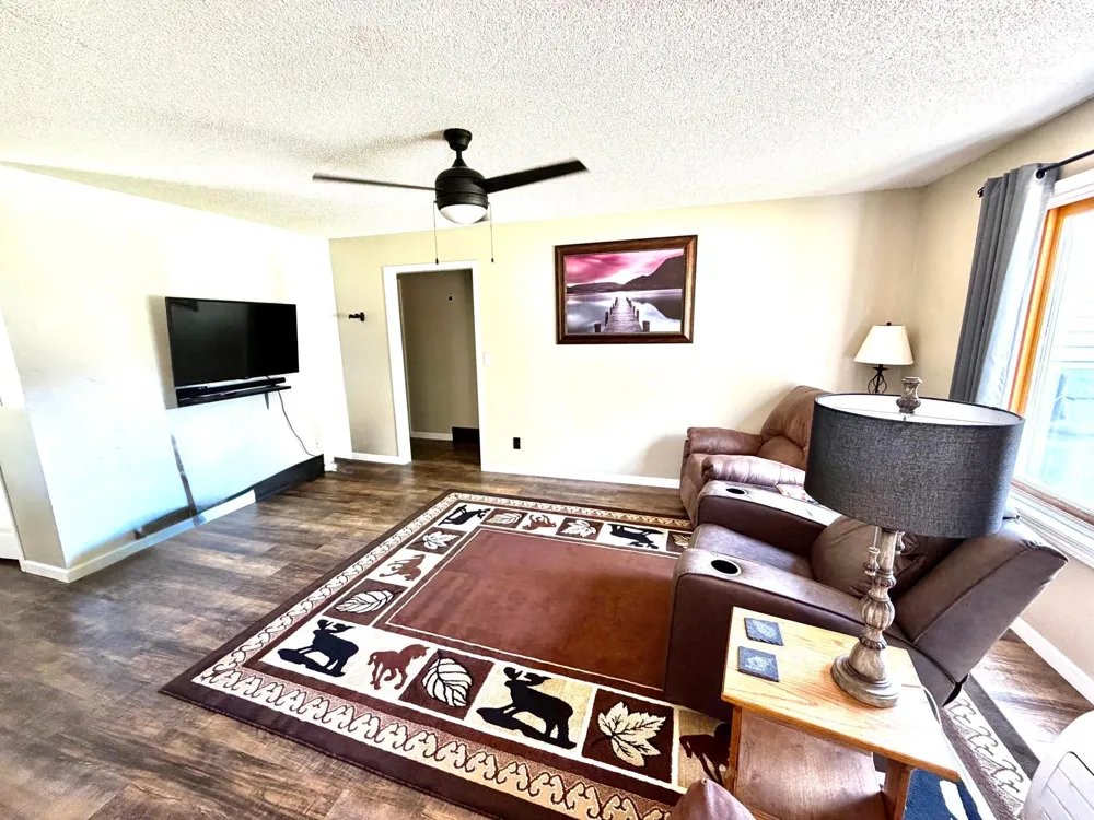313 10th Avenue NE Roseau, MN 56751