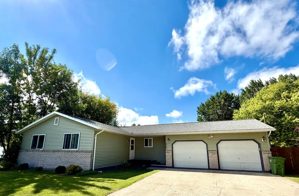 313 10th Avenue NE Roseau, MN 56751