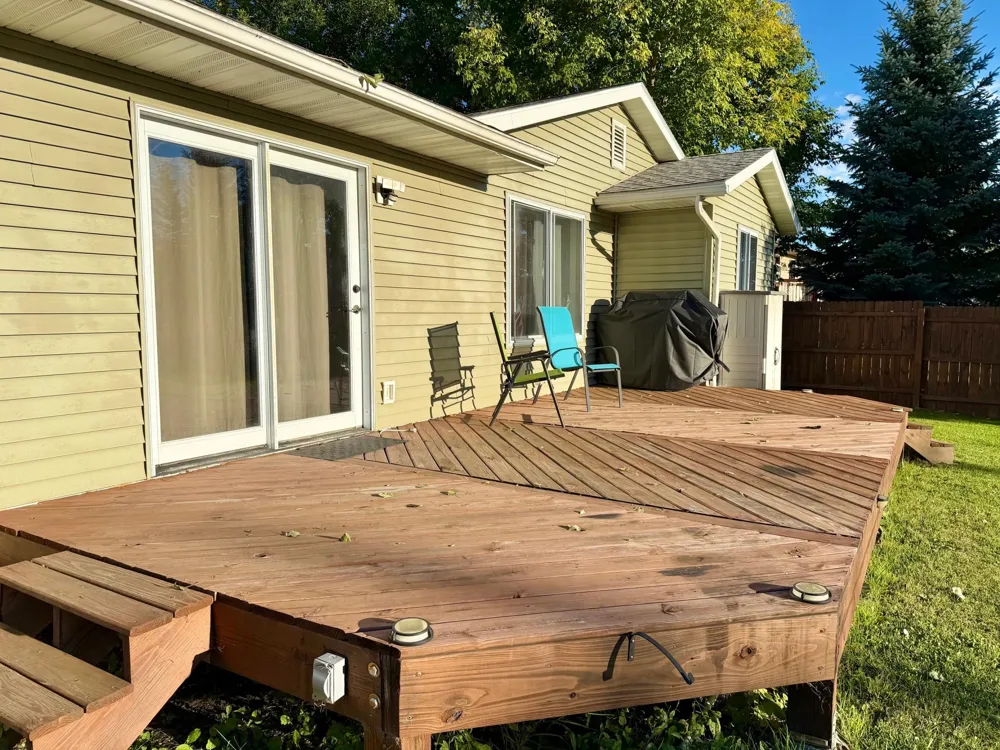 313 10th Avenue NE Roseau, MN 56751