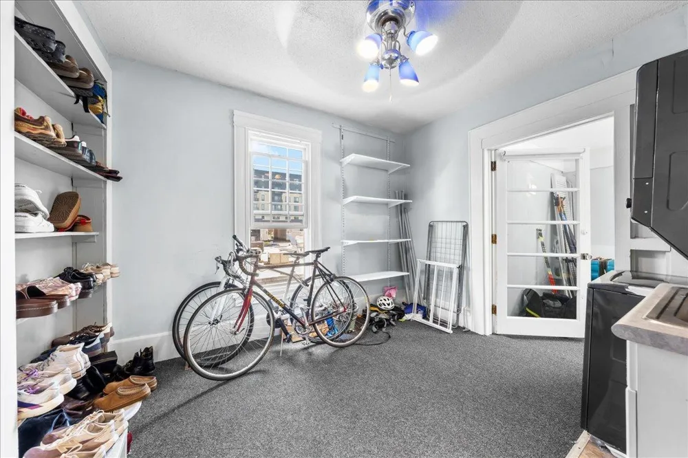 1517 W Lake Street Minneapolis, MN 55408