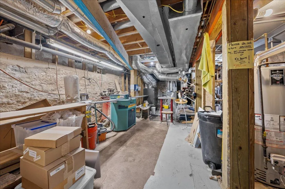 1517 W Lake Street Minneapolis, MN 55408