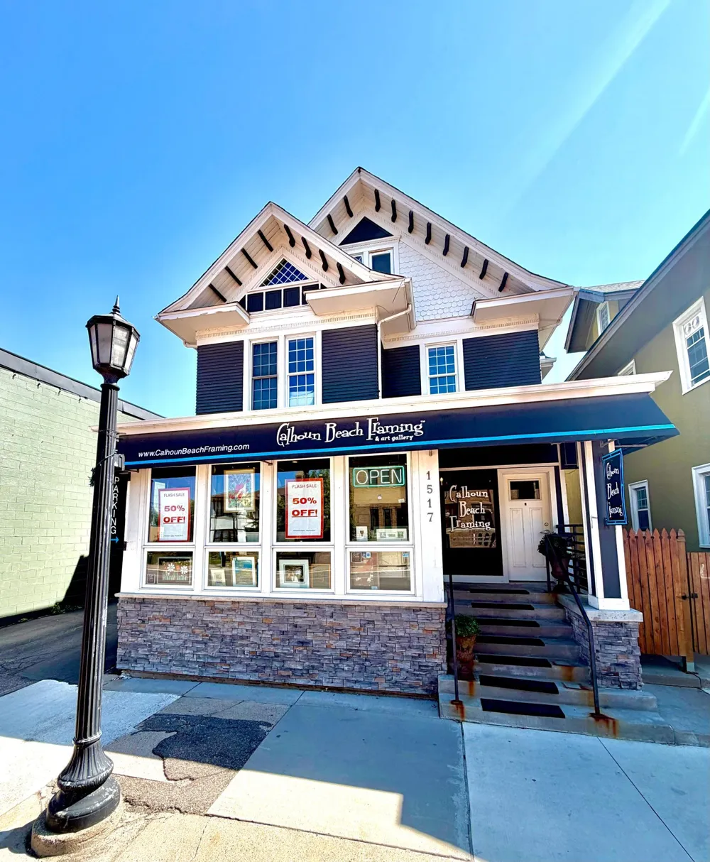 1517 W Lake Street Minneapolis, MN 55408