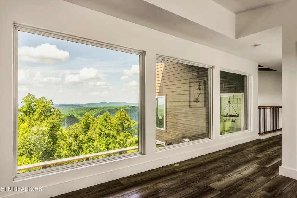 712 Bear Walk Way Gatlinburg, TN 37738