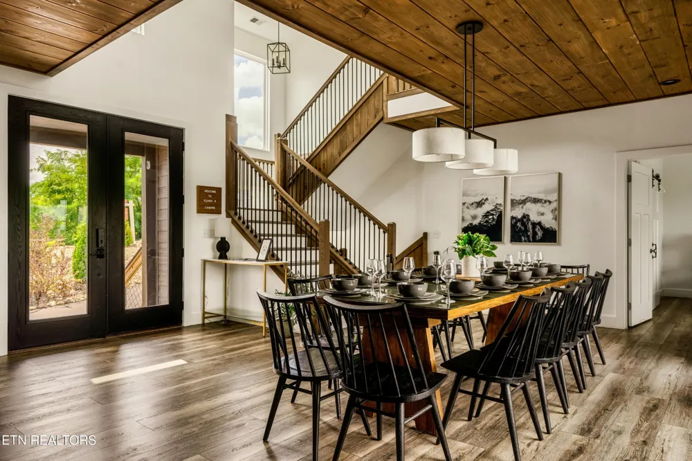 712 Bear Walk Way Gatlinburg, TN 37738