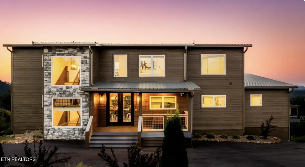 712 Bear Walk Way Gatlinburg, TN 37738
