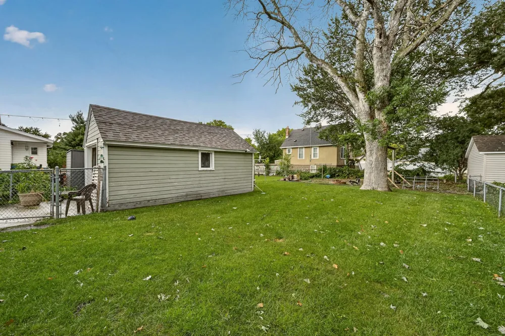 206 11th Avenue NE Rochester, MN 55906