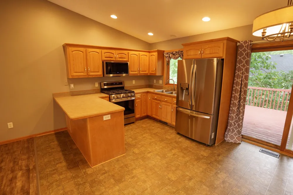 14460 283 1/2 AVENUE NW Zimmerman, MN 55398