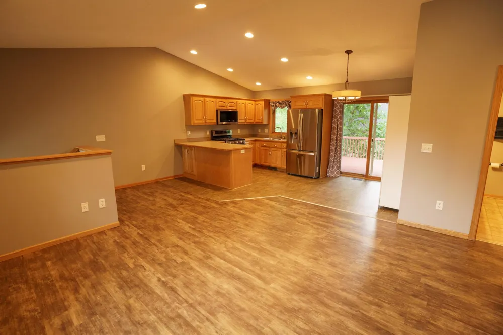 14460 283 1/2 AVENUE NW Zimmerman, MN 55398