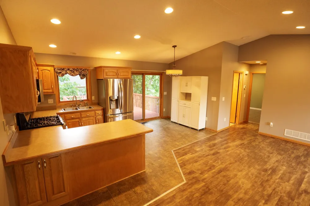 14460 283 1/2 AVENUE NW Zimmerman, MN 55398