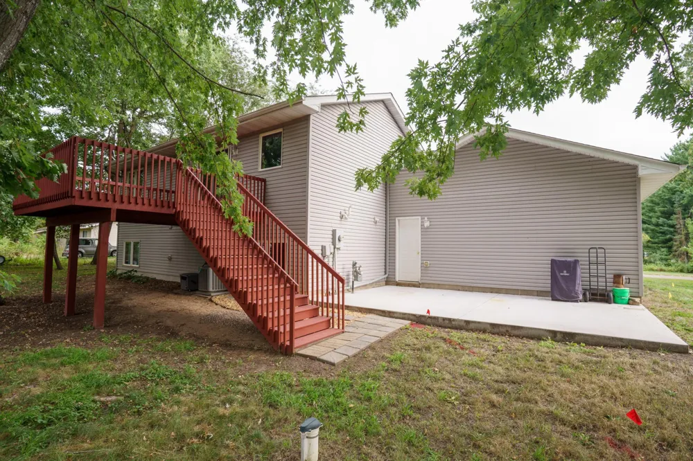 14460 283 1/2 AVENUE NW Zimmerman, MN 55398