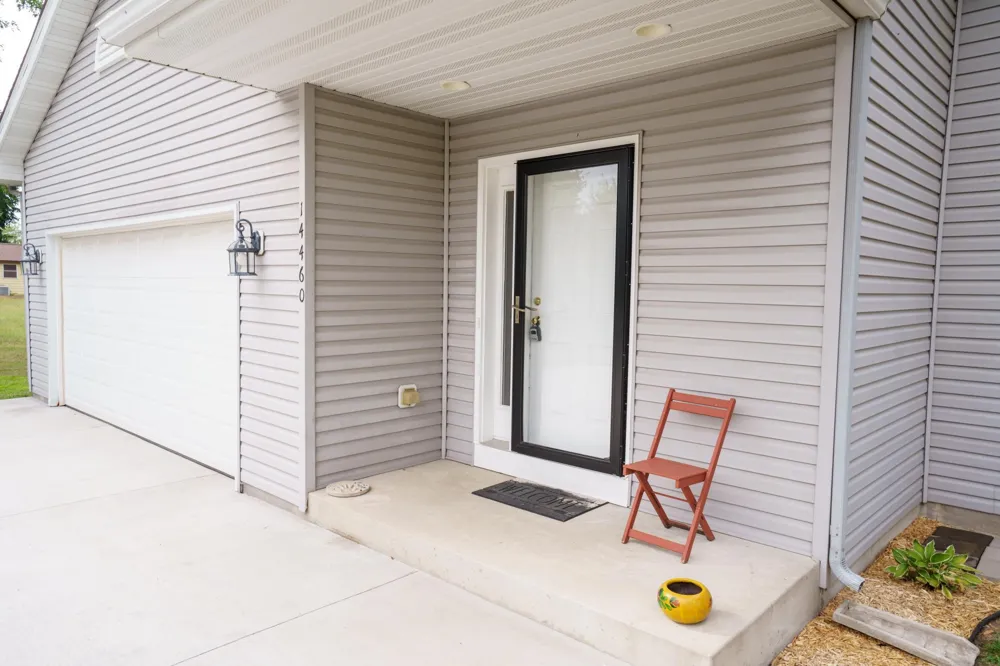 14460 283 1/2 AVENUE NW Zimmerman, MN 55398