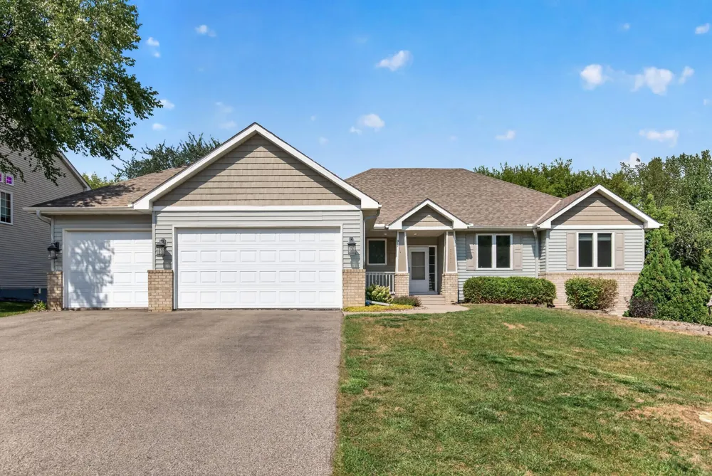 2311 Seurer Street Elko New Market, MN 55054