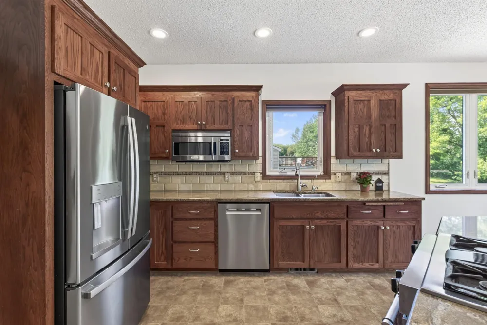 2311 Seurer Street Elko New Market, MN 55054