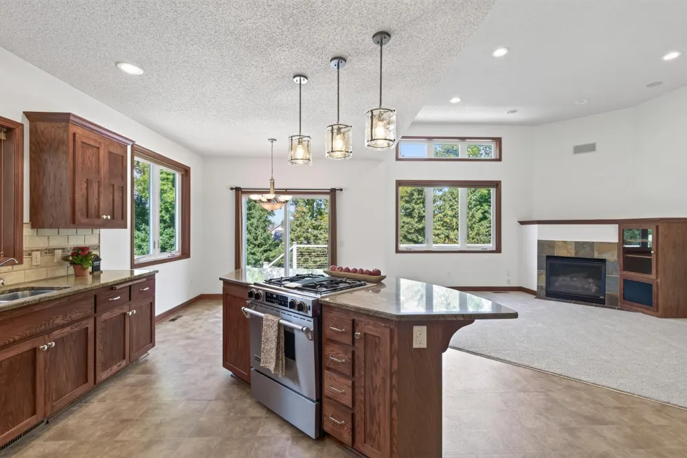 2311 Seurer Street Elko New Market, MN 55054