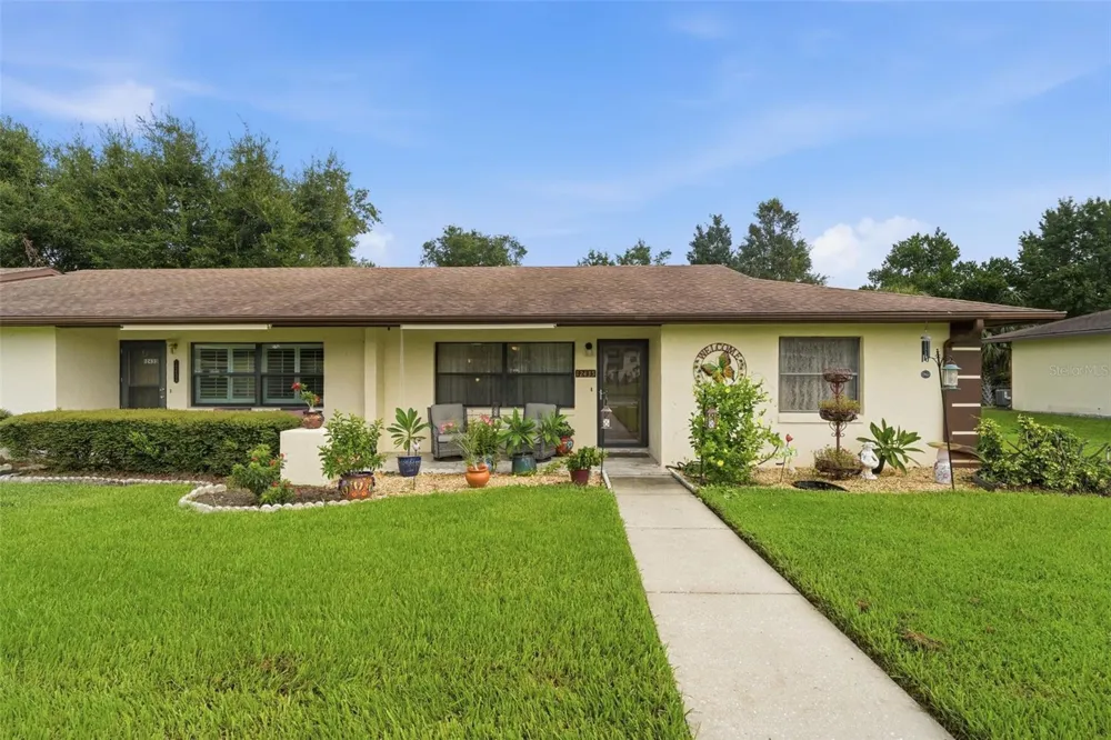 12435 ORANGEWOOD CIRCLE Tavares, FL 32778