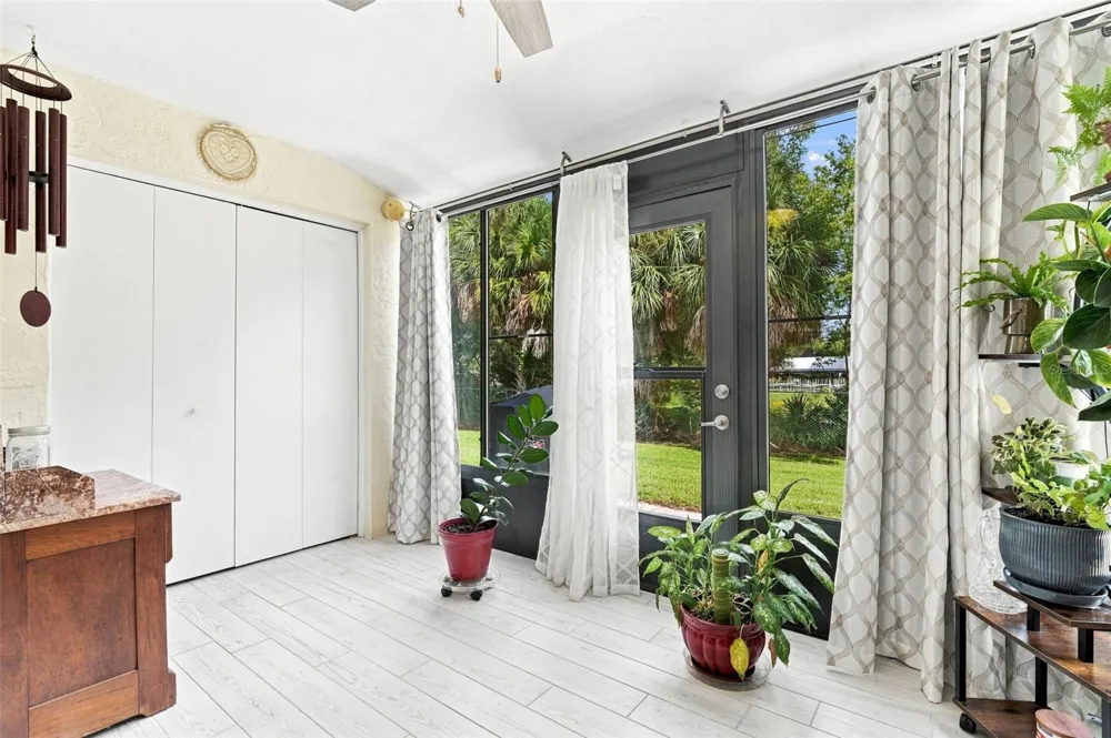 12435 ORANGEWOOD CIRCLE Tavares, FL 32778