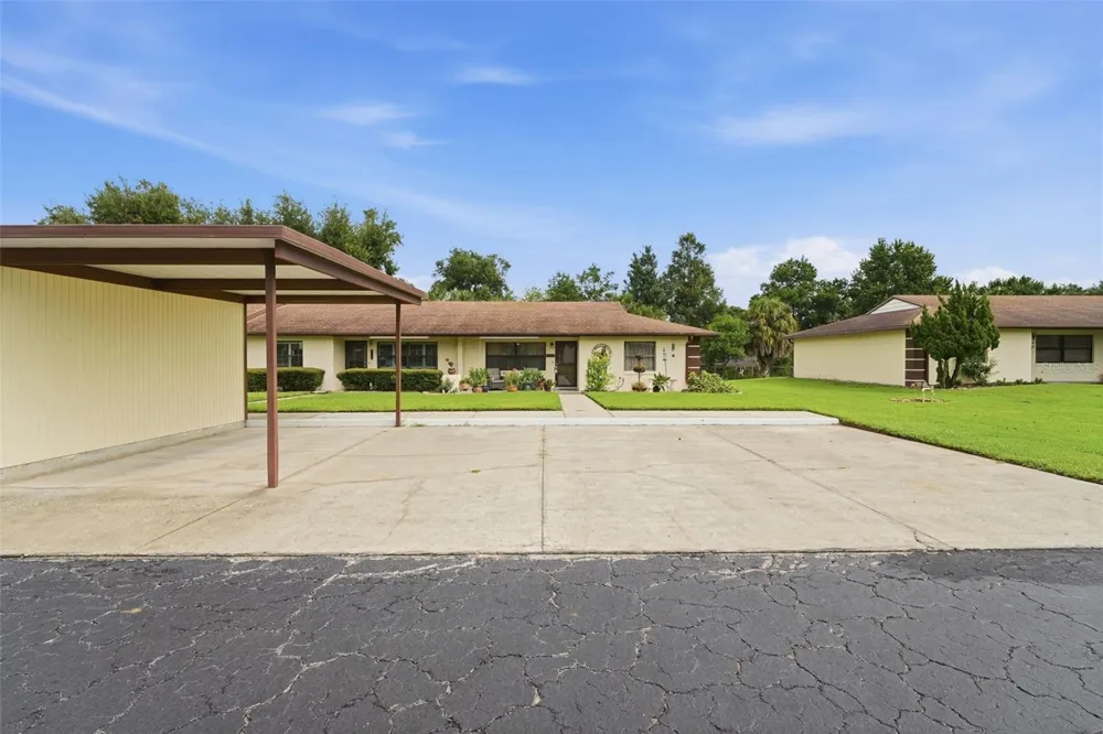 12435 ORANGEWOOD CIRCLE Tavares, FL 32778
