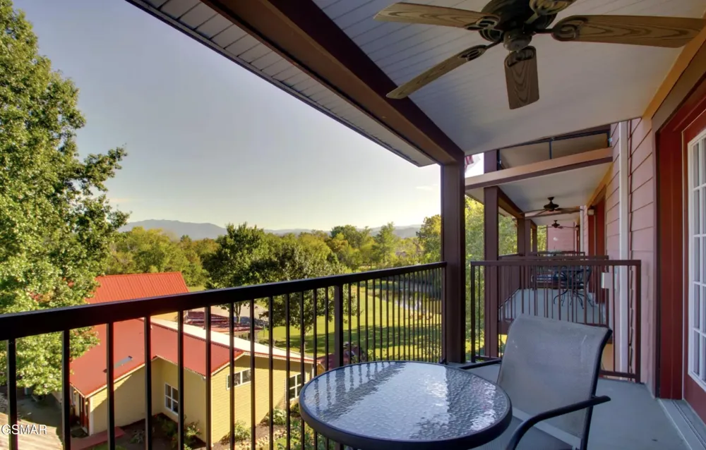 527 River Place Way #524 Sevierville, TN 37862