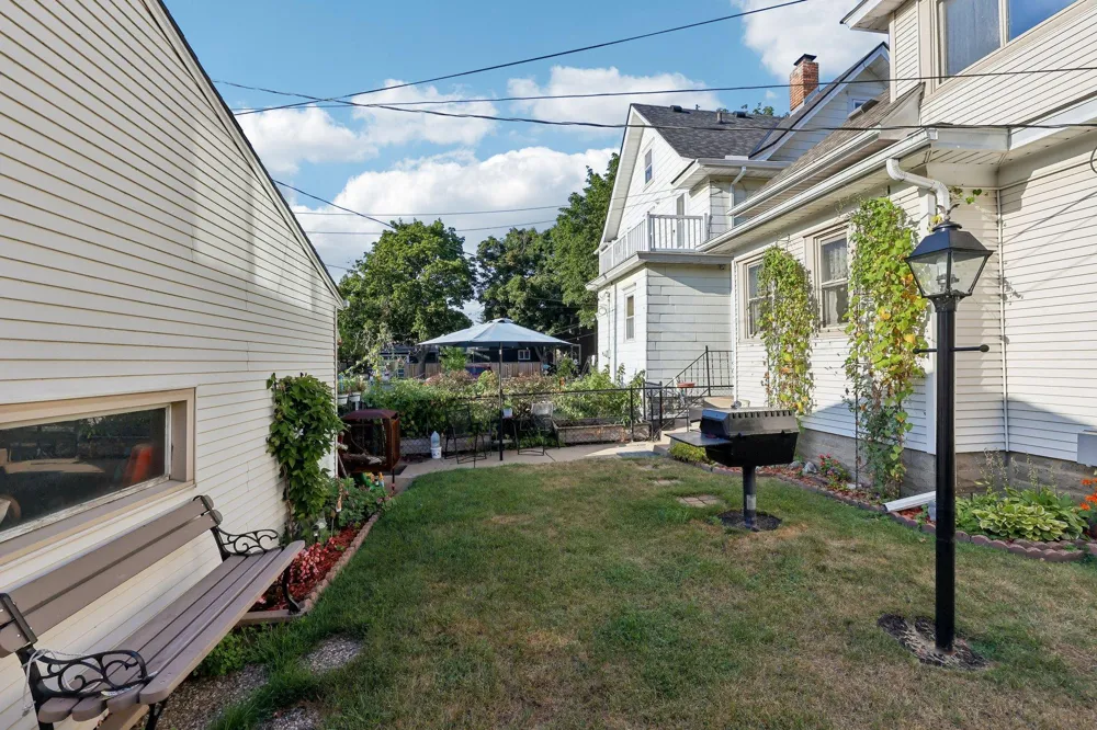 655 Simpson Street Saint Paul, MN 55104