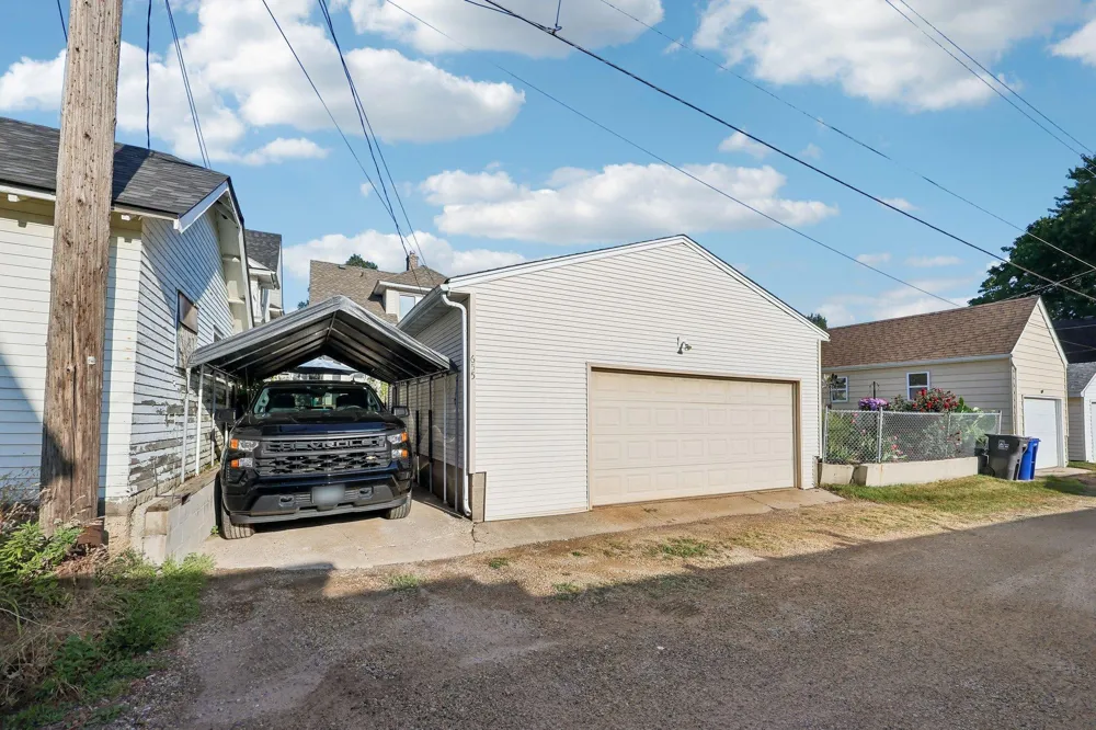 655 Simpson Street Saint Paul, MN 55104