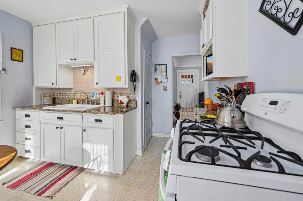 655 Simpson Street Saint Paul, MN 55104