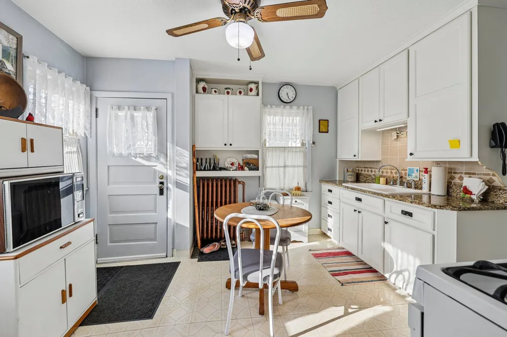 655 Simpson Street Saint Paul, MN 55104