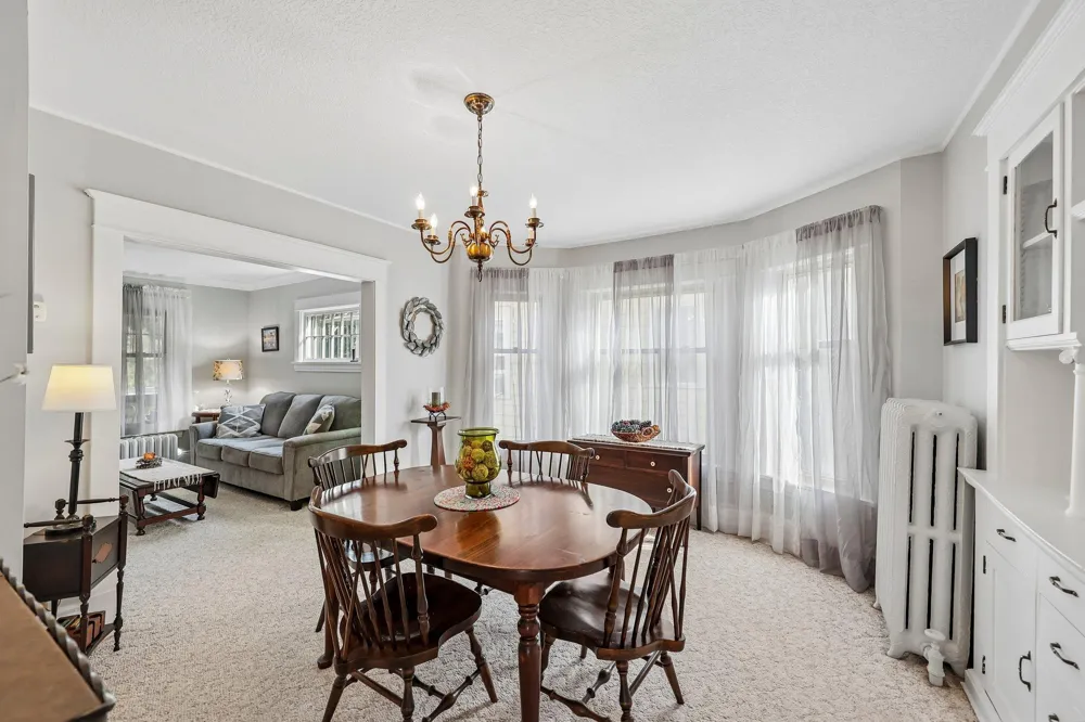 655 Simpson Street Saint Paul, MN 55104