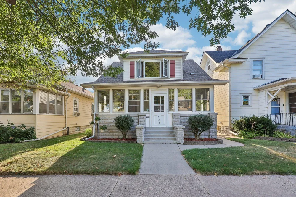 655 Simpson Street Saint Paul, MN 55104