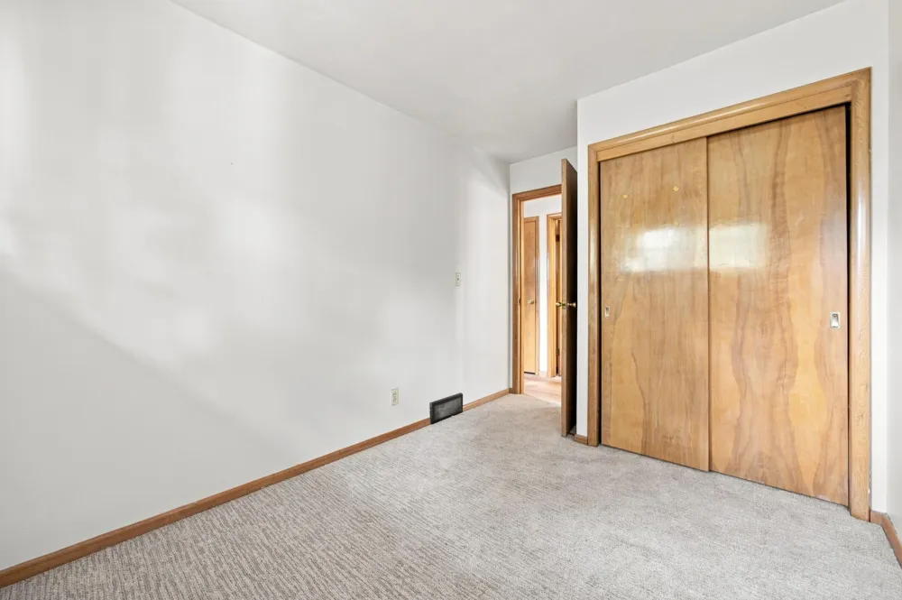 1713 17th Street S Fargo, ND 58103