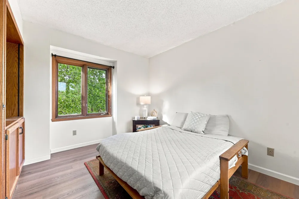 15 Fremont Drive S Fargo, ND 58103