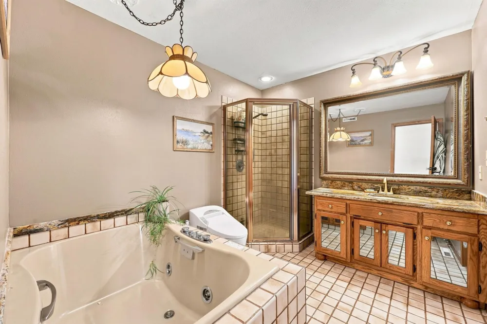 15 Fremont Drive S Fargo, ND 58103