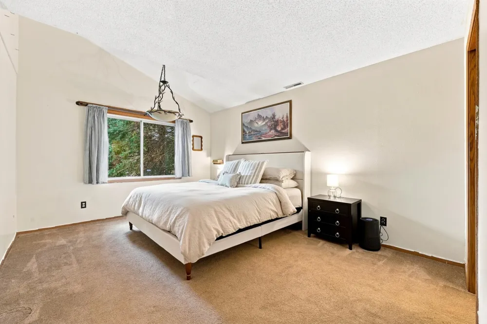 15 Fremont Drive S Fargo, ND 58103