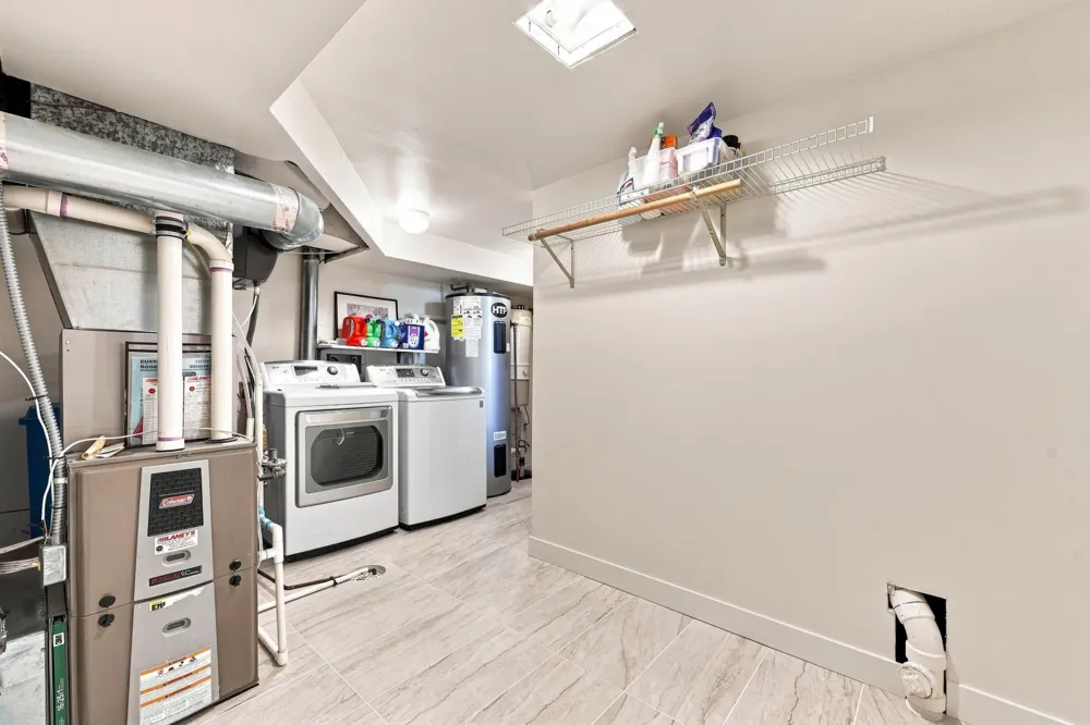 15 Fremont Drive S Fargo, ND 58103